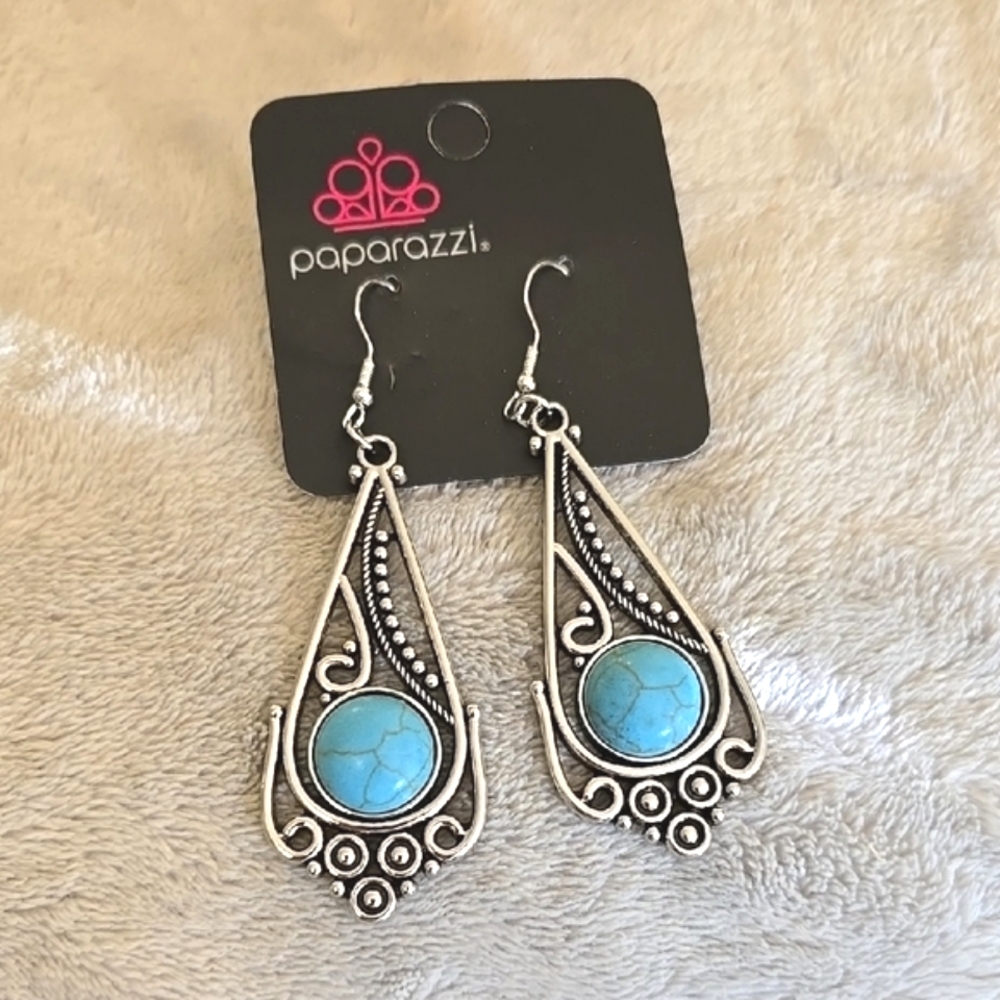 #076 Paparazzi Silver and Blue Teardrop Earrings